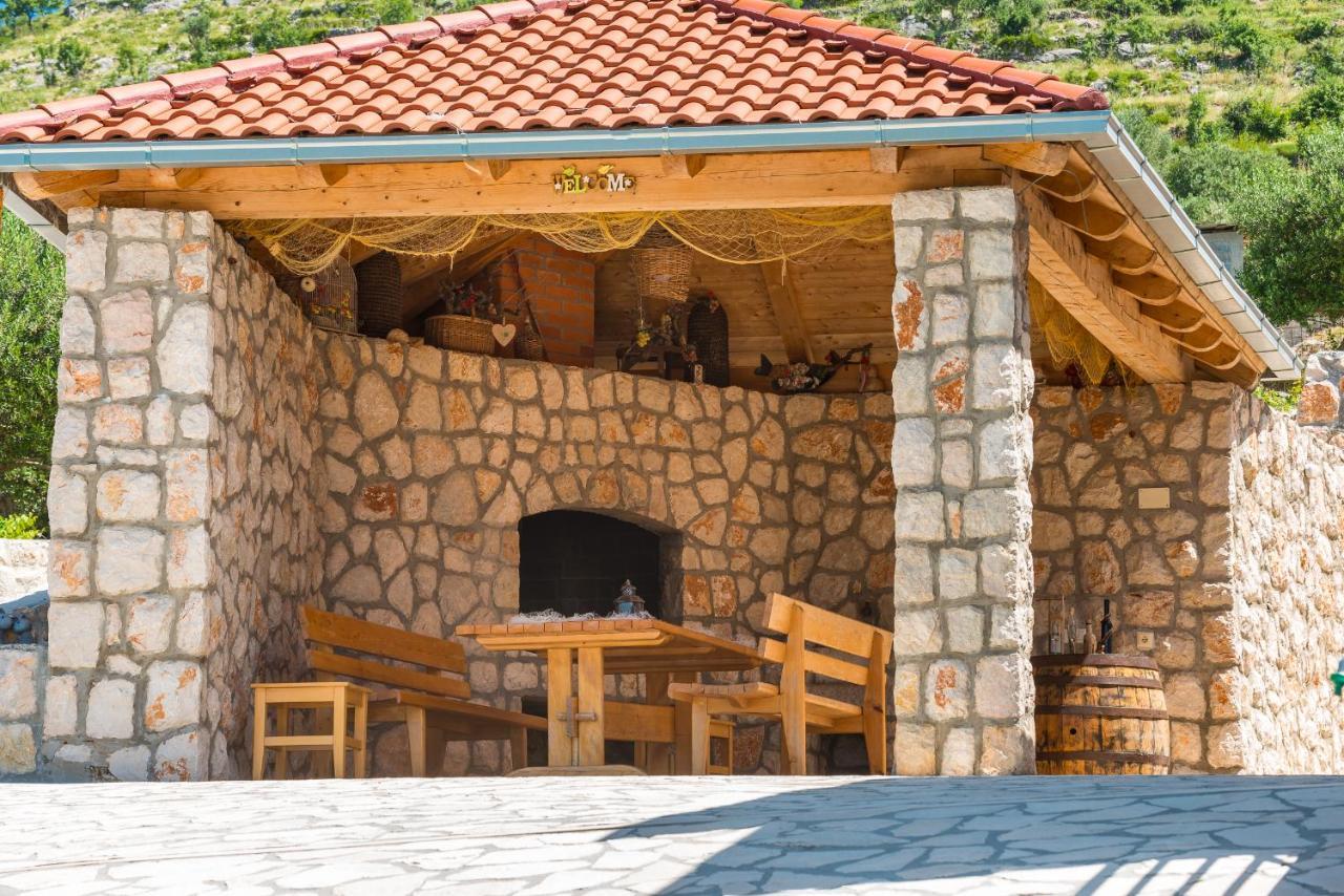 Matusic Villa *